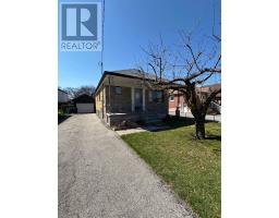 14 ASHMORE AVENUE, Toronto, Ontario