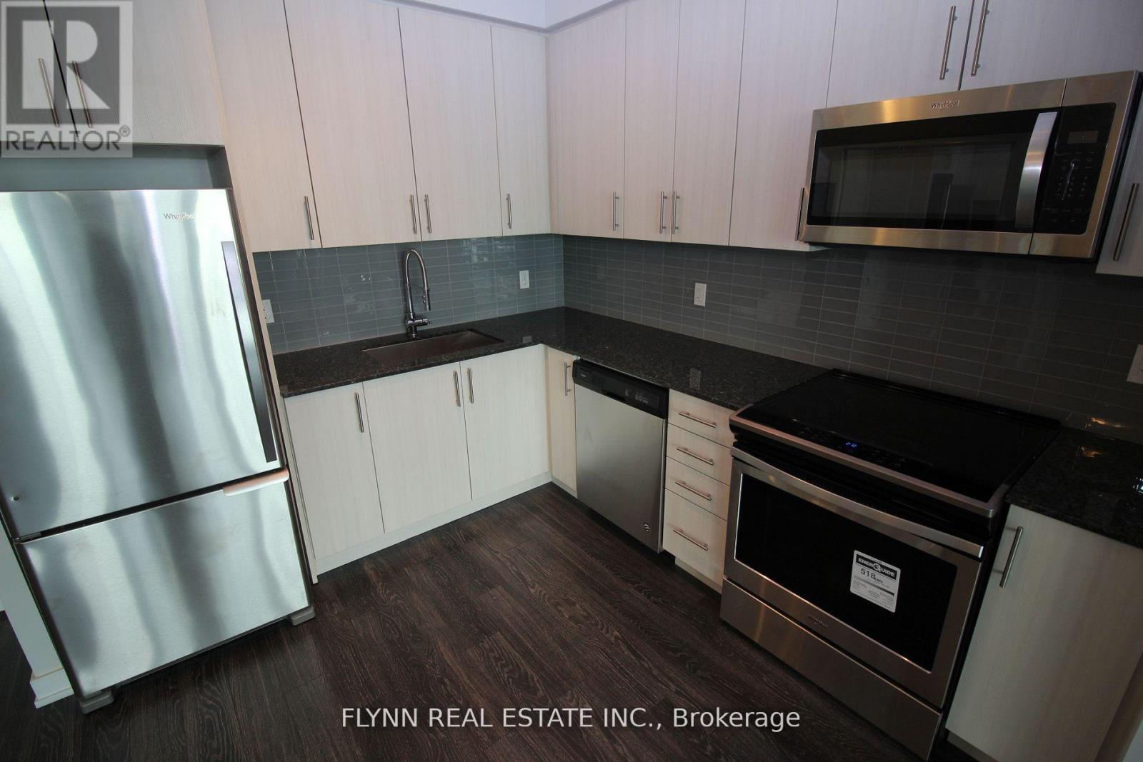 310 - 4085 Parkside Village Drive, Mississauga, Ontario  L5B 0K9 - Photo 3 - W13413288