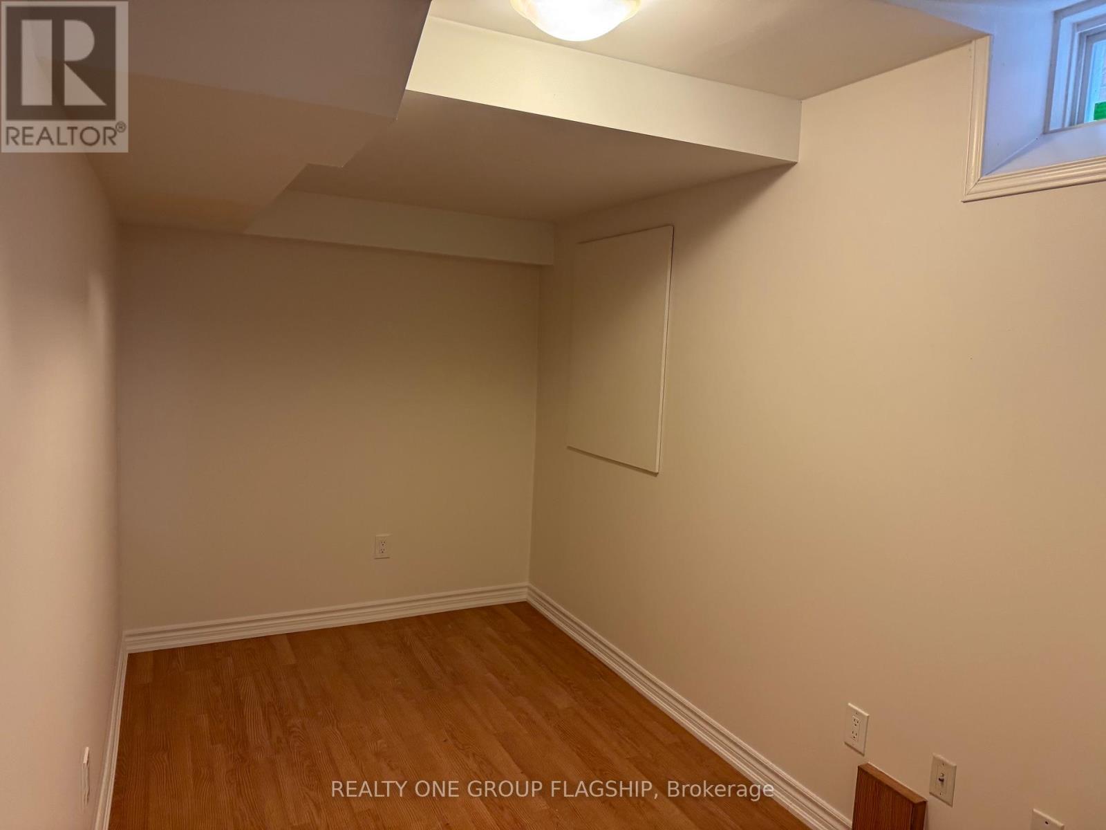 (Lower) - 3857 Skyview Street, Mississauga, Ontario  L5M 8A1 - Photo 10 - W13413310