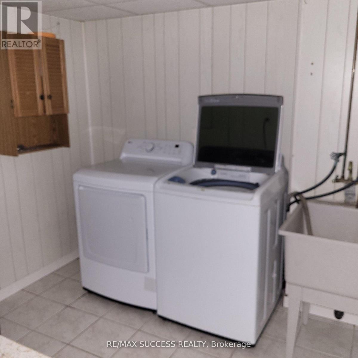 22 Omega Square S, Brampton, Ontario  L6Z 1K5 - Photo 11 - W13413330