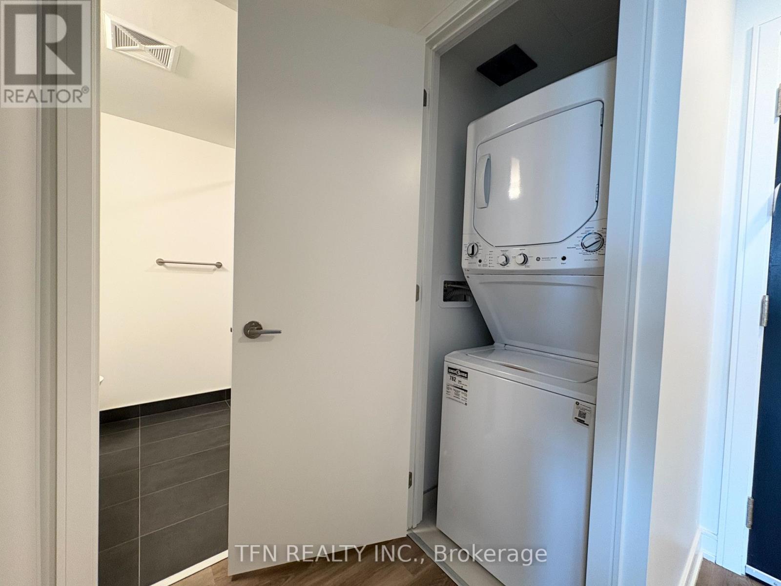 1420 - 3009 Novar Road, Mississauga, Ontario  L5B 0P9 - Photo 38 - W13413334