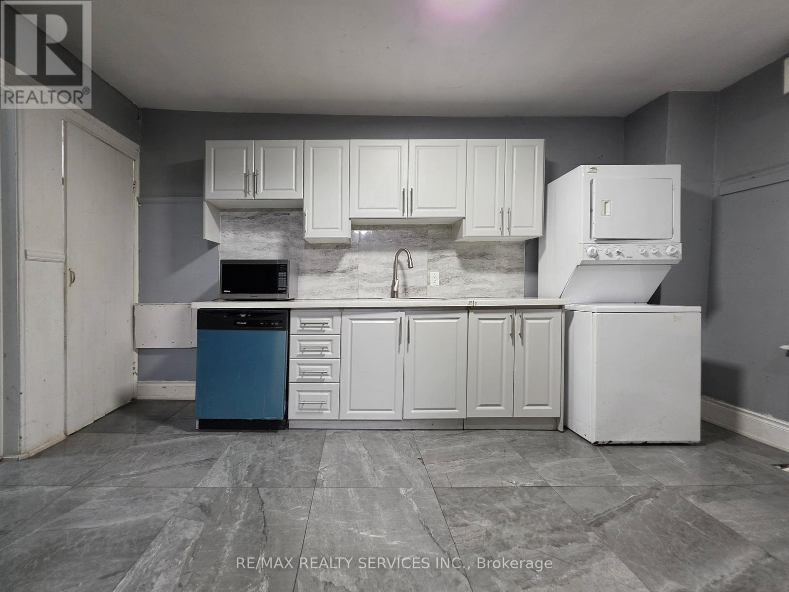 93 Church Street E, Brampton, Ontario  L6V 1G5 - Photo 9 - W13413338