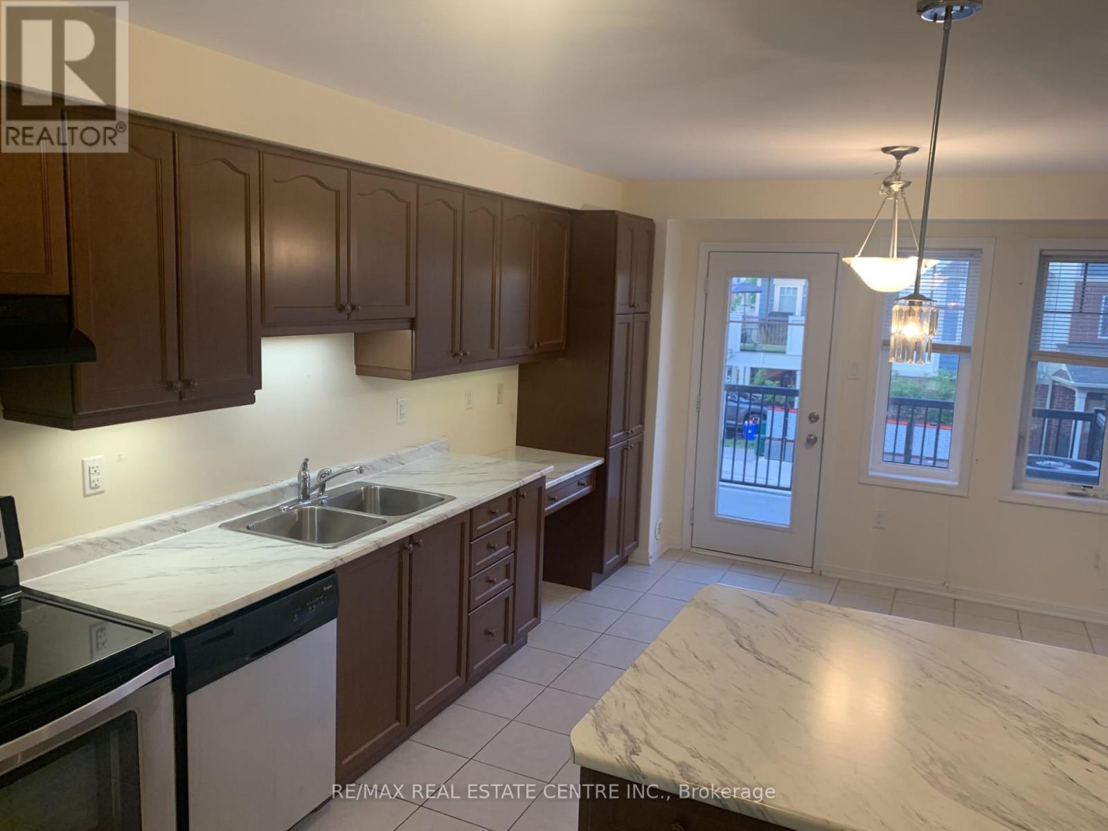 4 - 6020 Derry Road, Milton, Ontario  L9T 8L6 - Photo 7 - W13413370