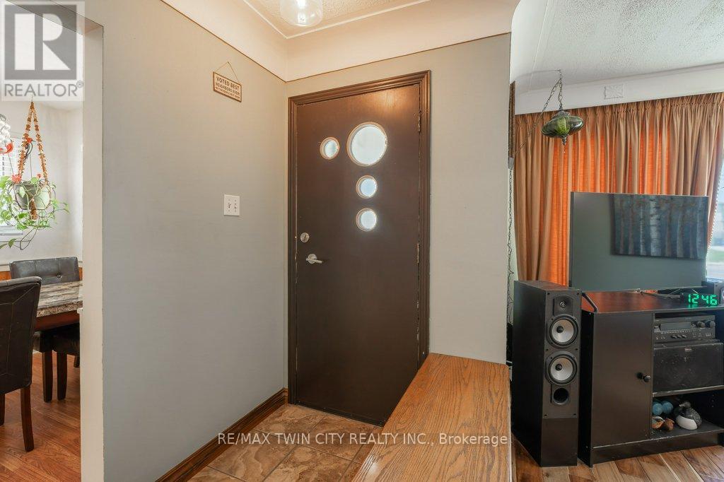 995 Weber Street E, Kitchener, Ontario  N2A 1B4 - Photo 13 - X13413246