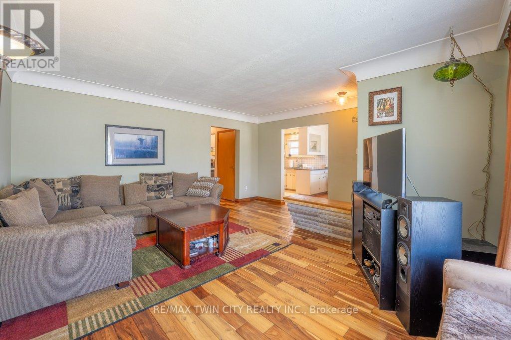 995 Weber Street E, Kitchener, Ontario  N2A 1B4 - Photo 14 - X13413246