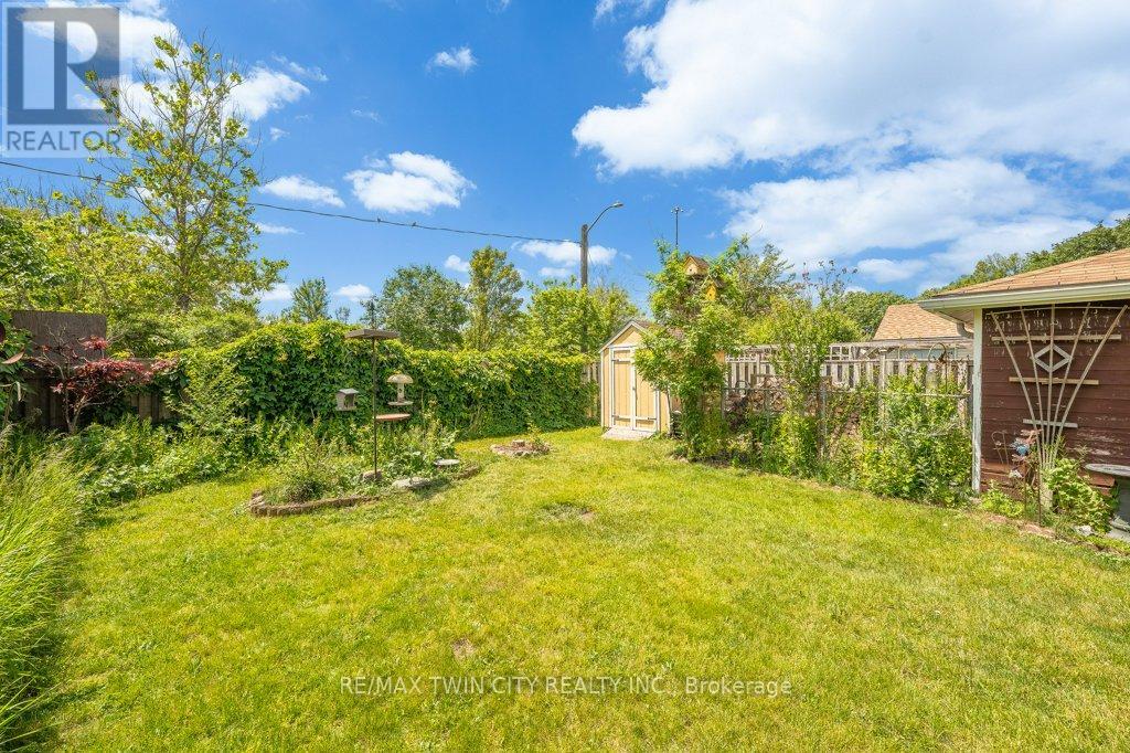 995 Weber Street E, Kitchener, Ontario  N2A 1B4 - Photo 30 - X13413246