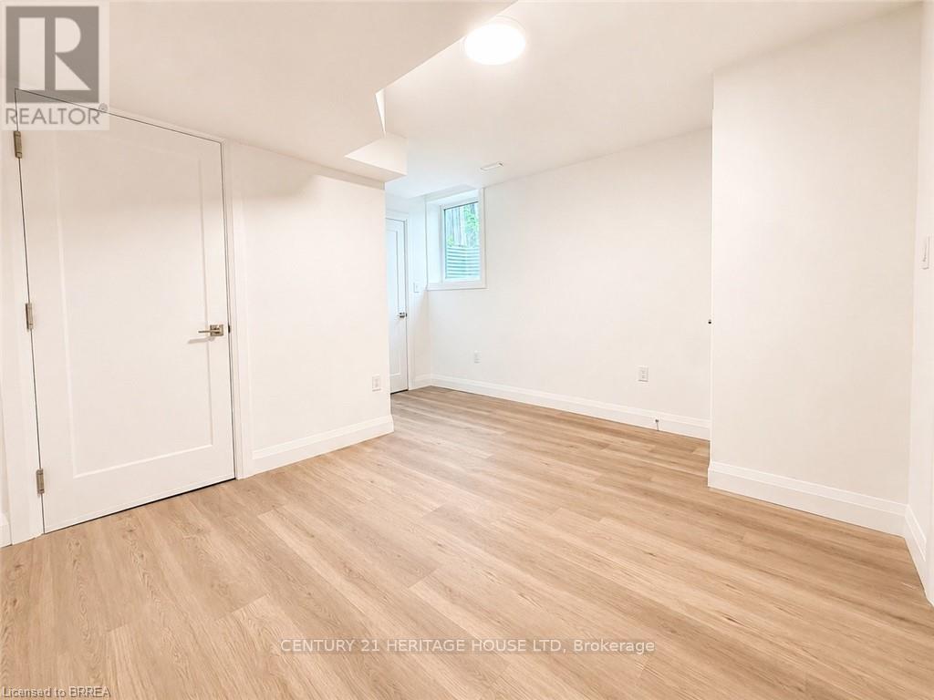 Lower - 63 Kaufman Drive, Hamilton, Ontario  L0R 1C0 - Photo 8 - X13413280