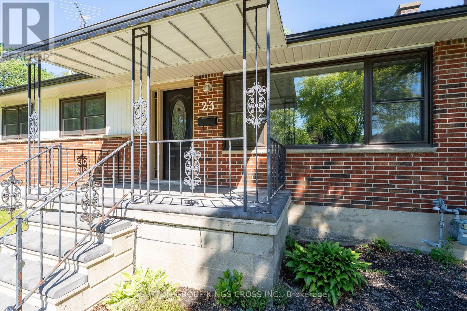 23 Redbud Drive, Chatham-Kent, Ontario  N7M 4E6 - Photo 2 - X13413366