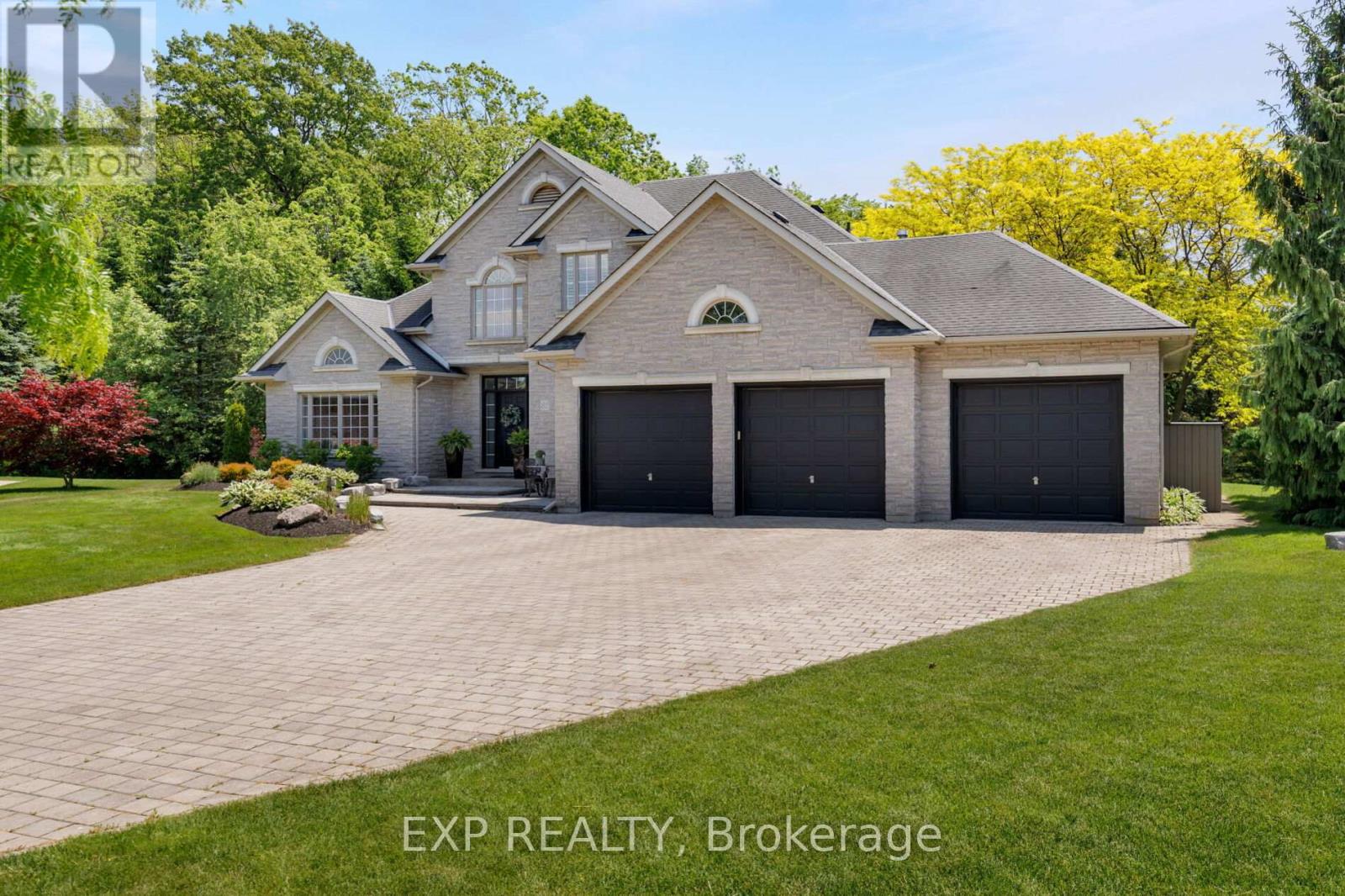 82 Kunda Park Boulevard, Pelham, Ontario  L0S 1E7 - Photo 2 - X13413382