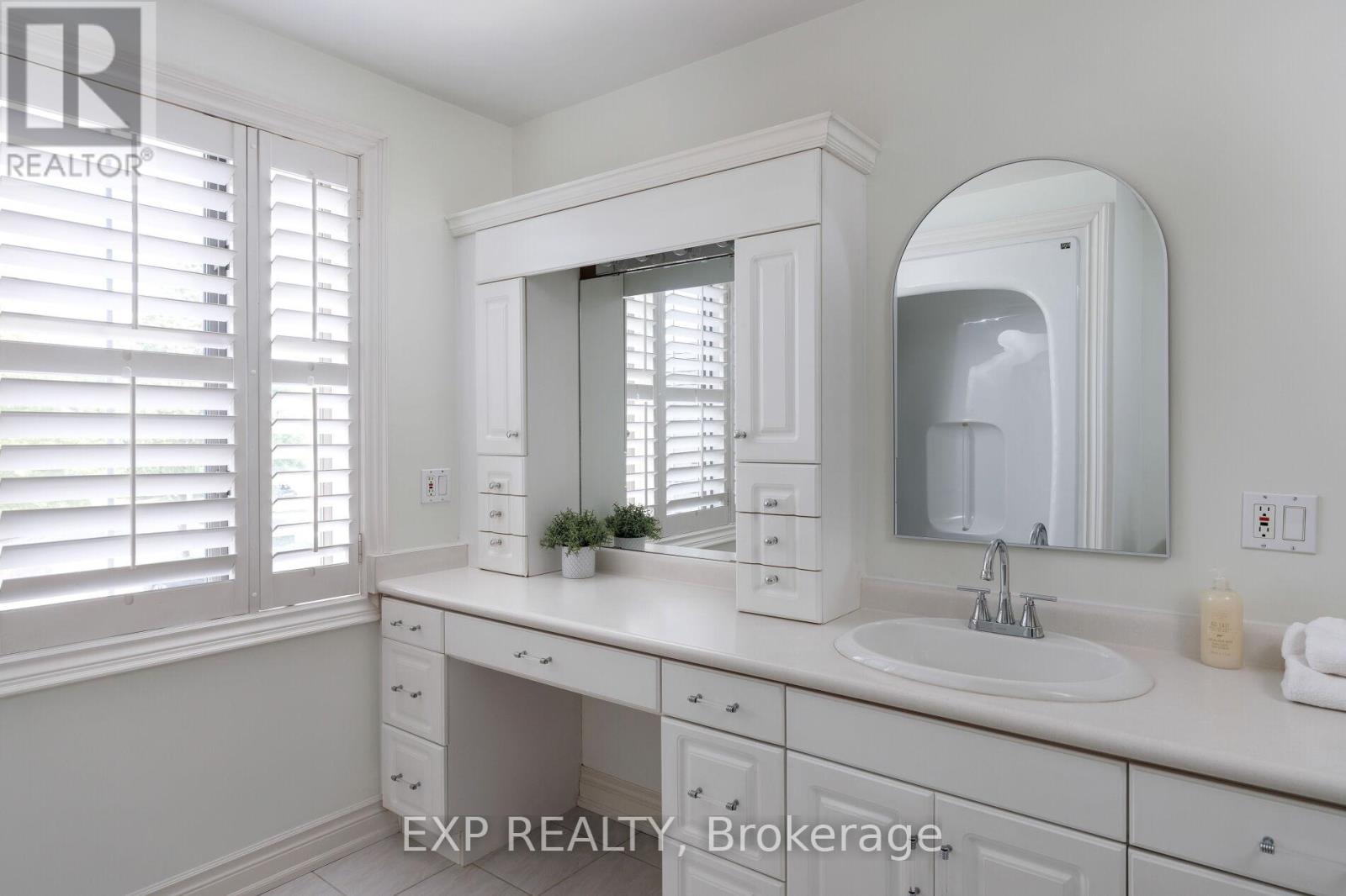 82 Kunda Park Boulevard, Pelham, Ontario  L0S 1E7 - Photo 34 - X13413382