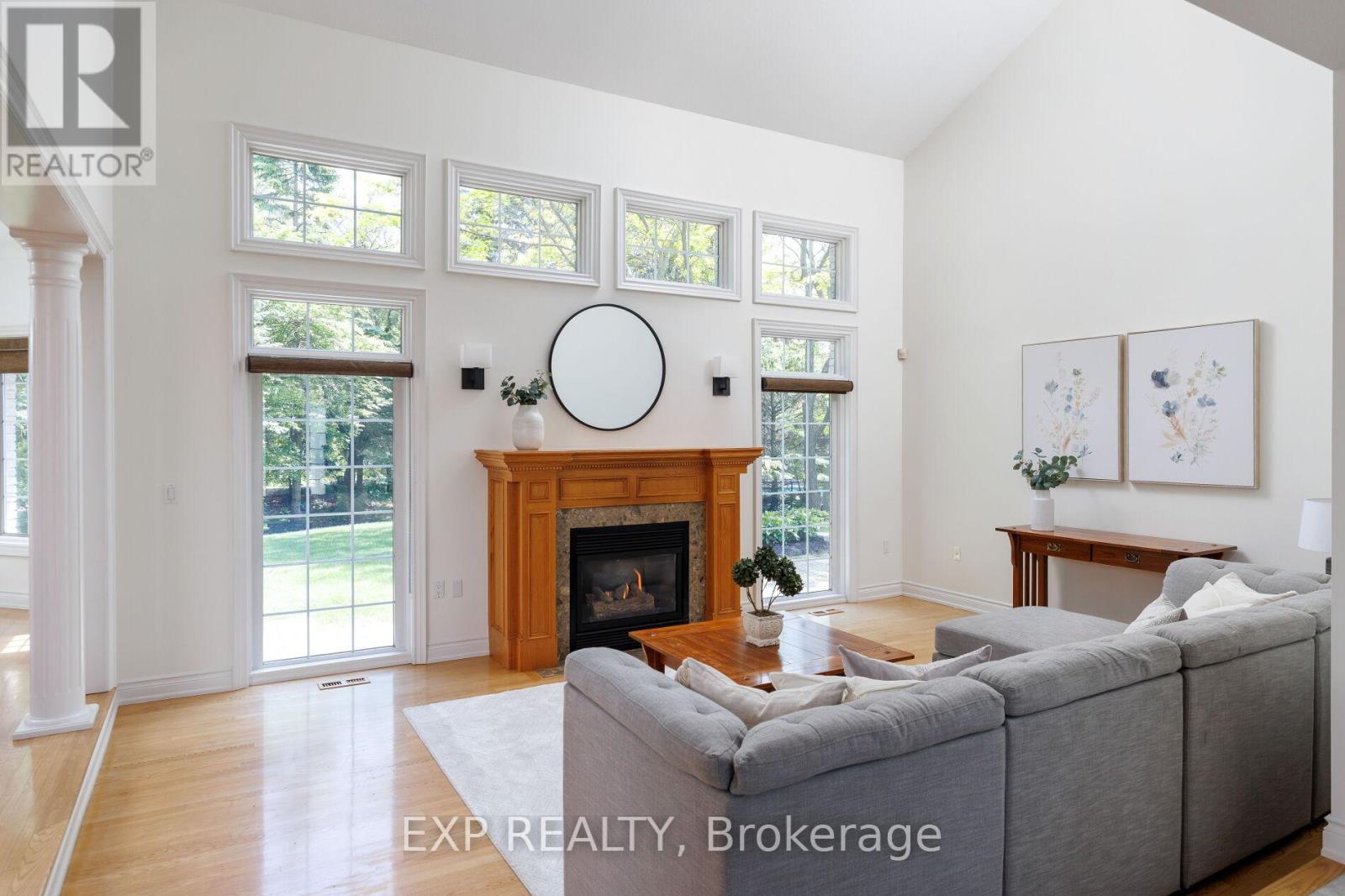 82 Kunda Park Boulevard, Pelham, Ontario  L0S 1E7 - Photo 4 - X13413382