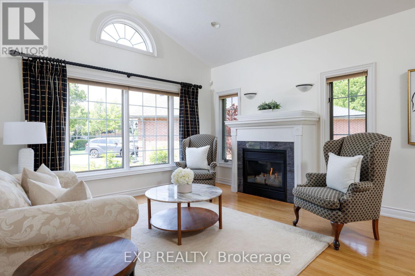 82 Kunda Park Boulevard, Pelham, Ontario  L0S 1E7 - Photo 9 - X13413382