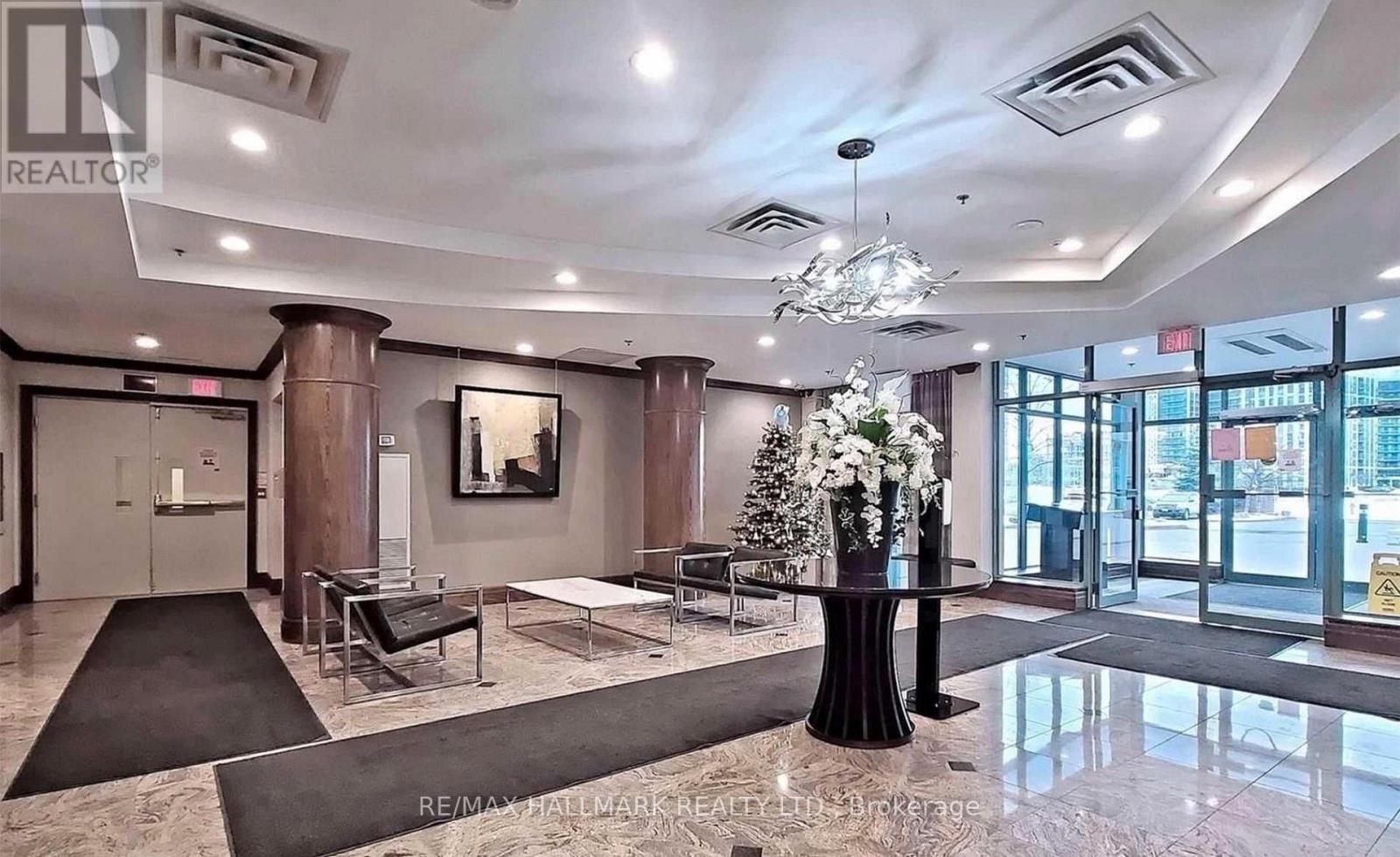 708 - 11 Oneida Crescent, Richmond Hill, Ontario  L4B 0A1 - Photo 3 - N13410068