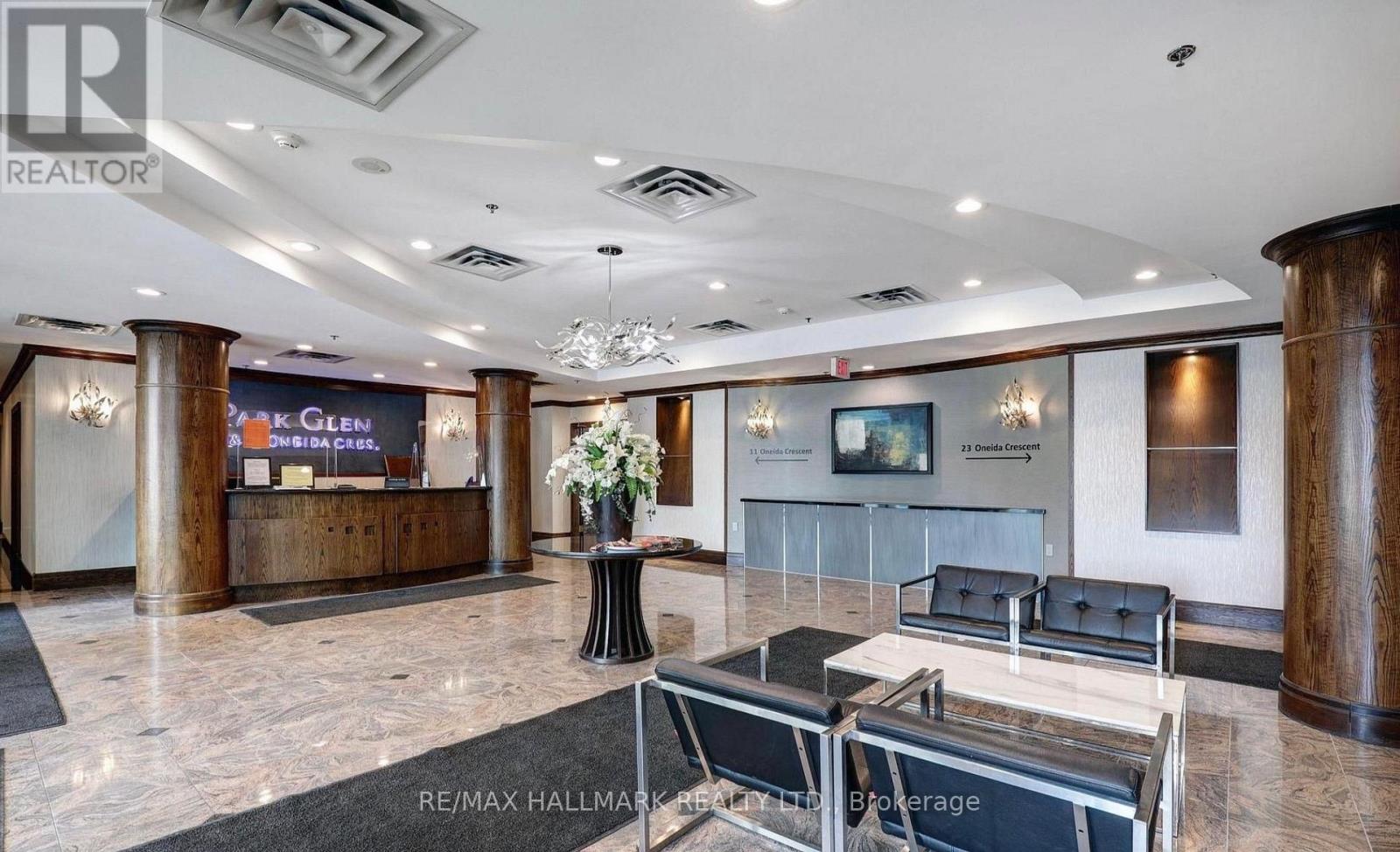 708 - 11 Oneida Crescent, Richmond Hill, Ontario  L4B 0A1 - Photo 4 - N13410068