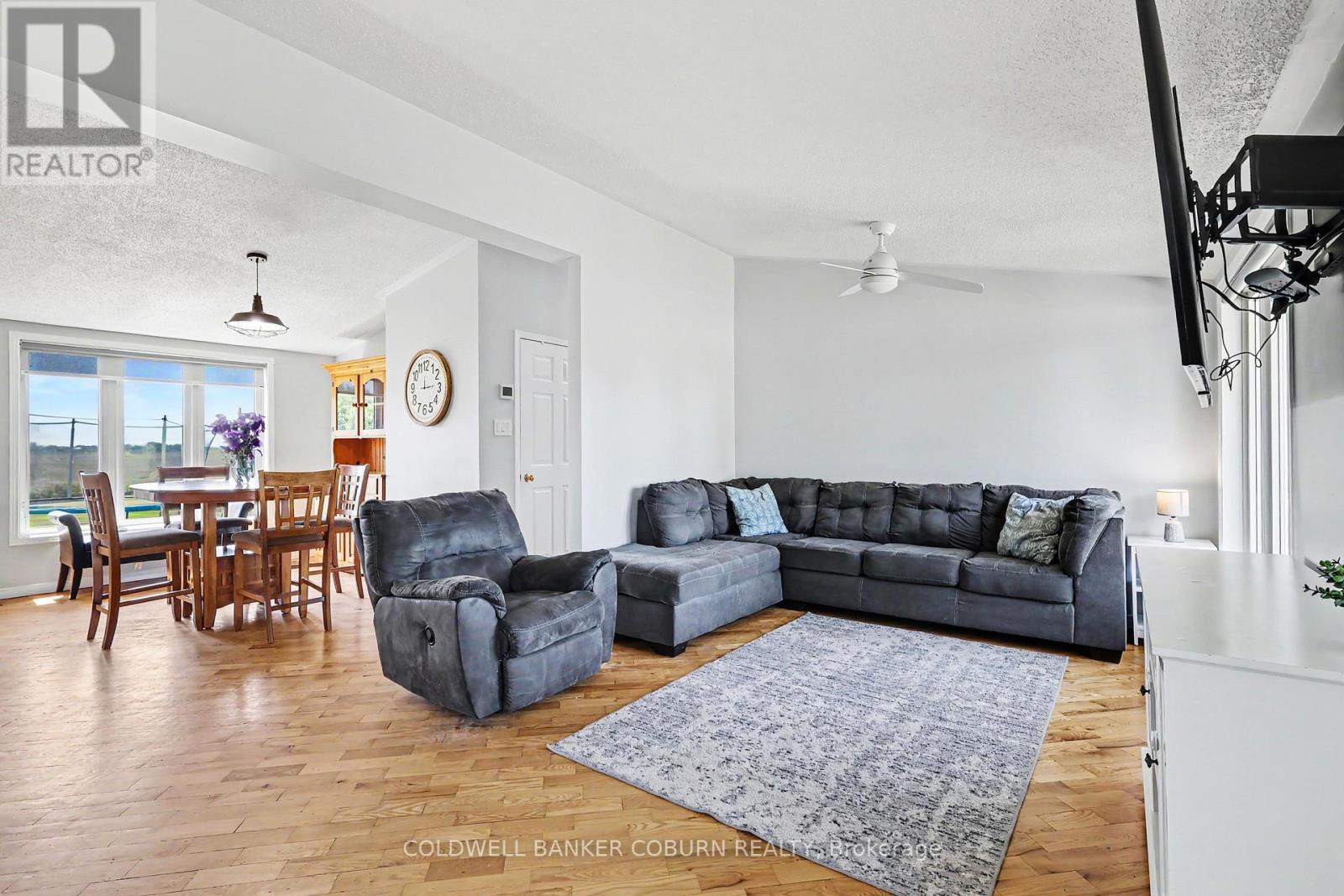 13422 Crump Road, North Dundas, Ontario K0C 1H0 - Photo 6 - X13413046