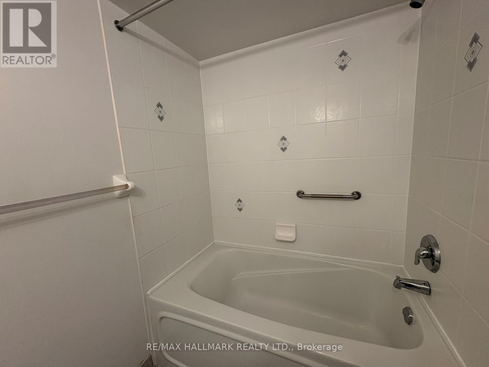 708 - 11 Oneida Crescent, Richmond Hill, Ontario  L4B 0A1 - Photo 10 - N13410068