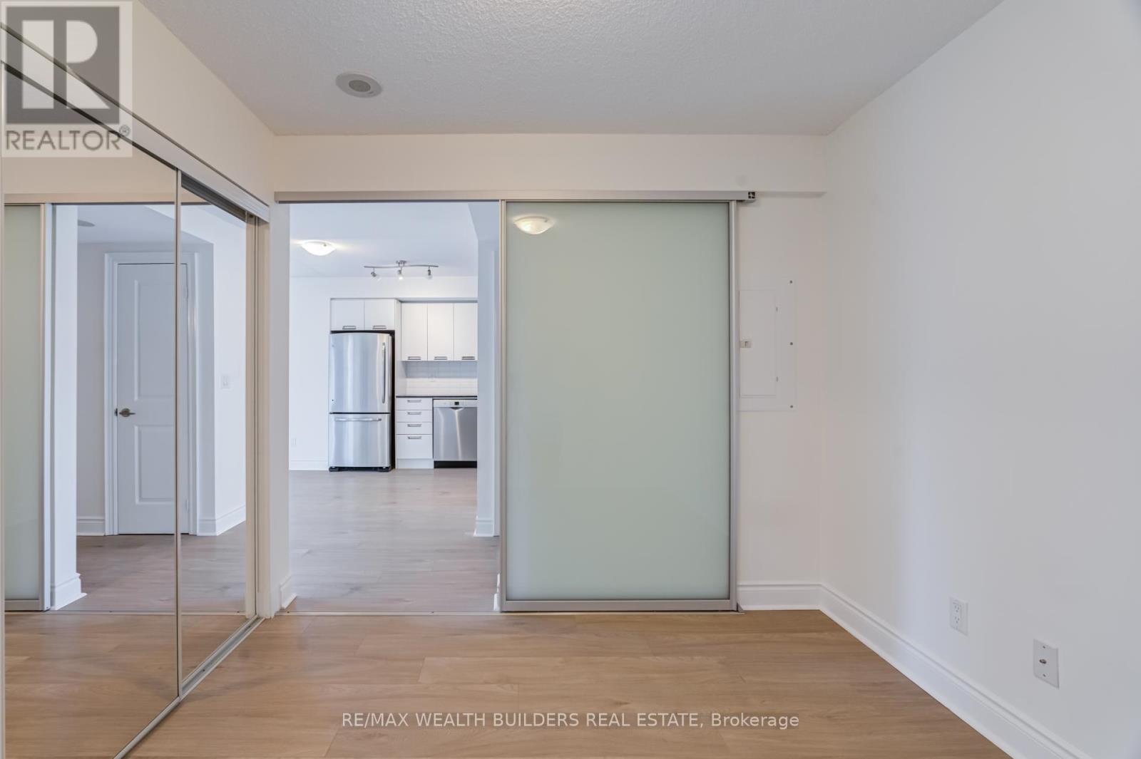 1212 - 28 Ted Rogers Way, Toronto, Ontario  M4Y 2J4 - Photo 17 - C13170112