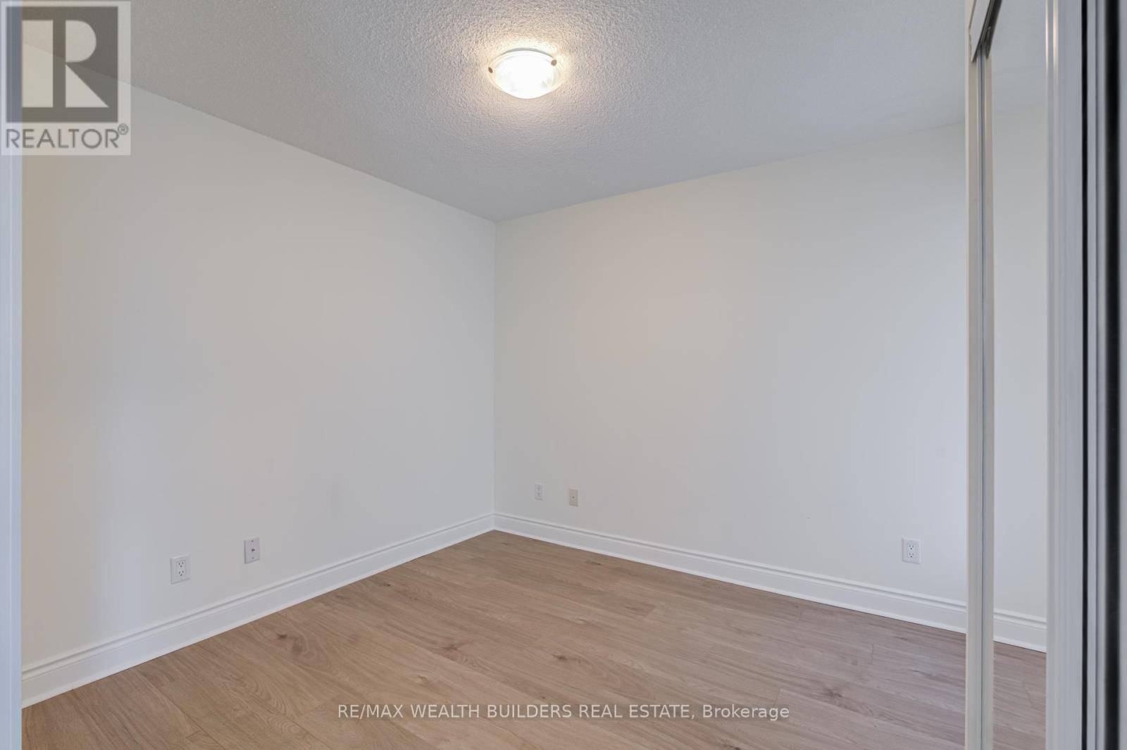 1212 - 28 Ted Rogers Way, Toronto, Ontario  M4Y 2J4 - Photo 15 - C13170112