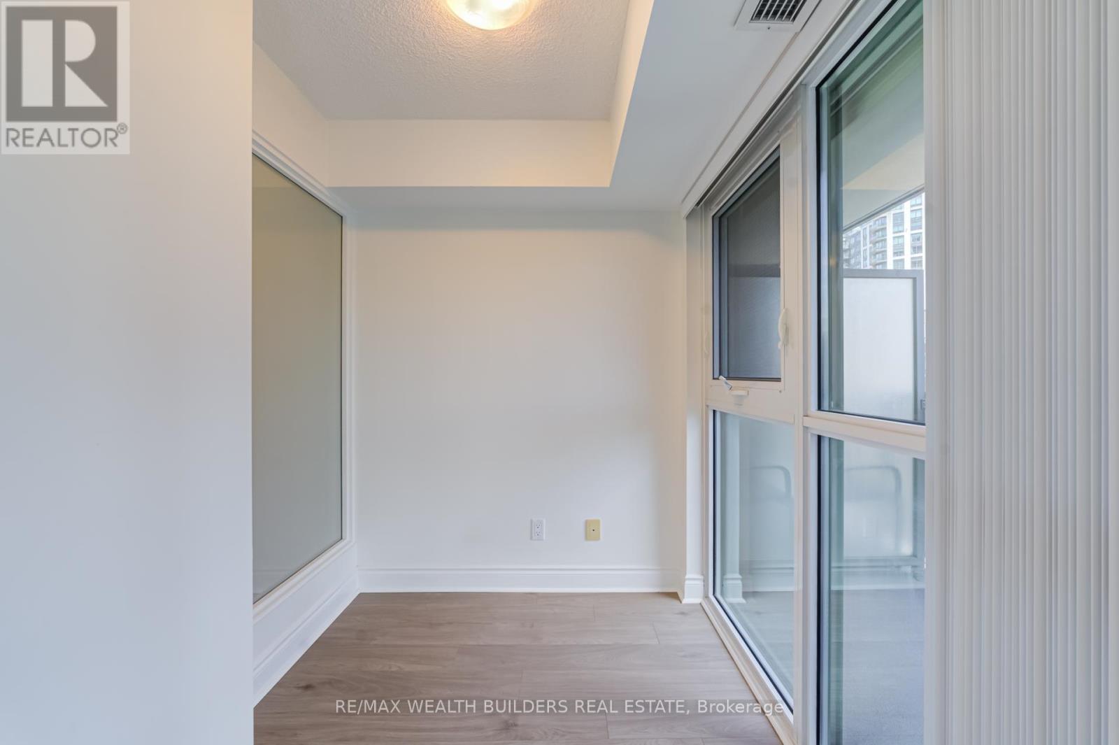1212 - 28 Ted Rogers Way, Toronto, Ontario  M4Y 2J4 - Photo 30 - C13170112