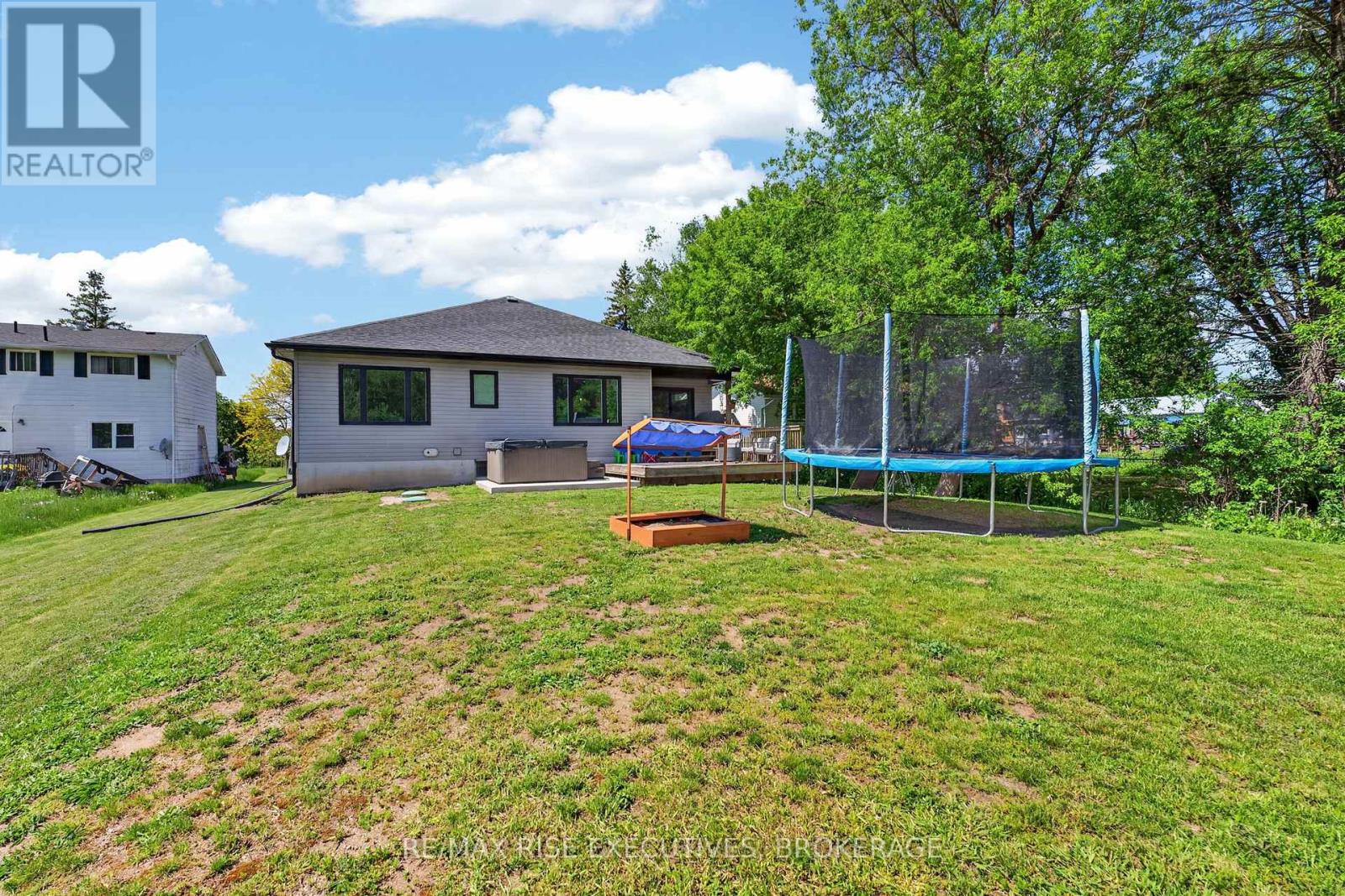 115 Hellen Street, Leeds And The Thousand Islands, Ontario  K0H 2N0 - Photo 34 - X13413632