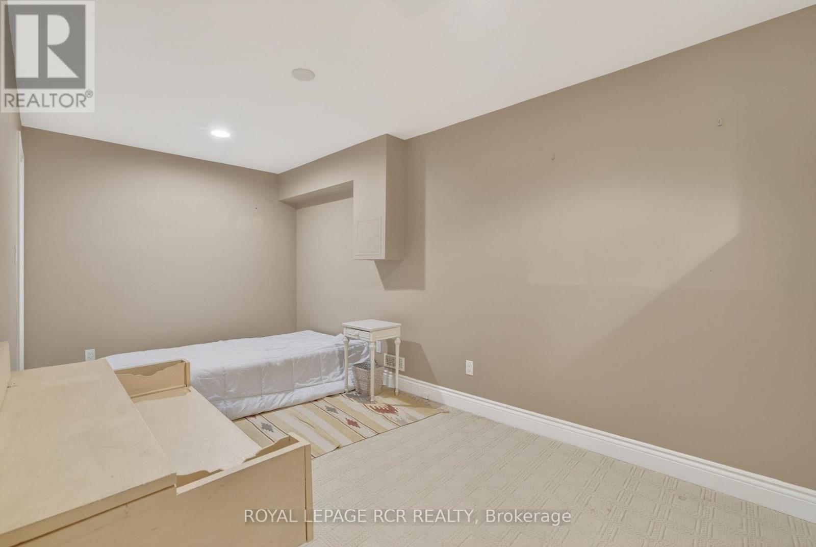 2-28 Reddington Drive, Caledon, Ontario L7E 0E4 - Photo 32 - W12904404