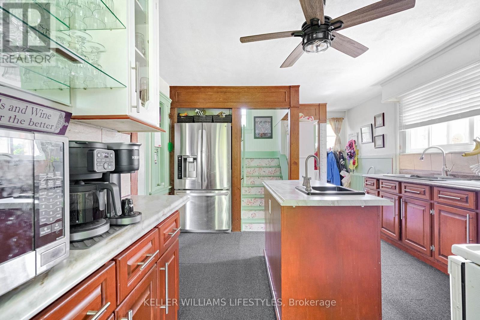 93 Sarah Street, Lambton Shores, Ontario  N0M 2N0 - Photo 21 - X13413654