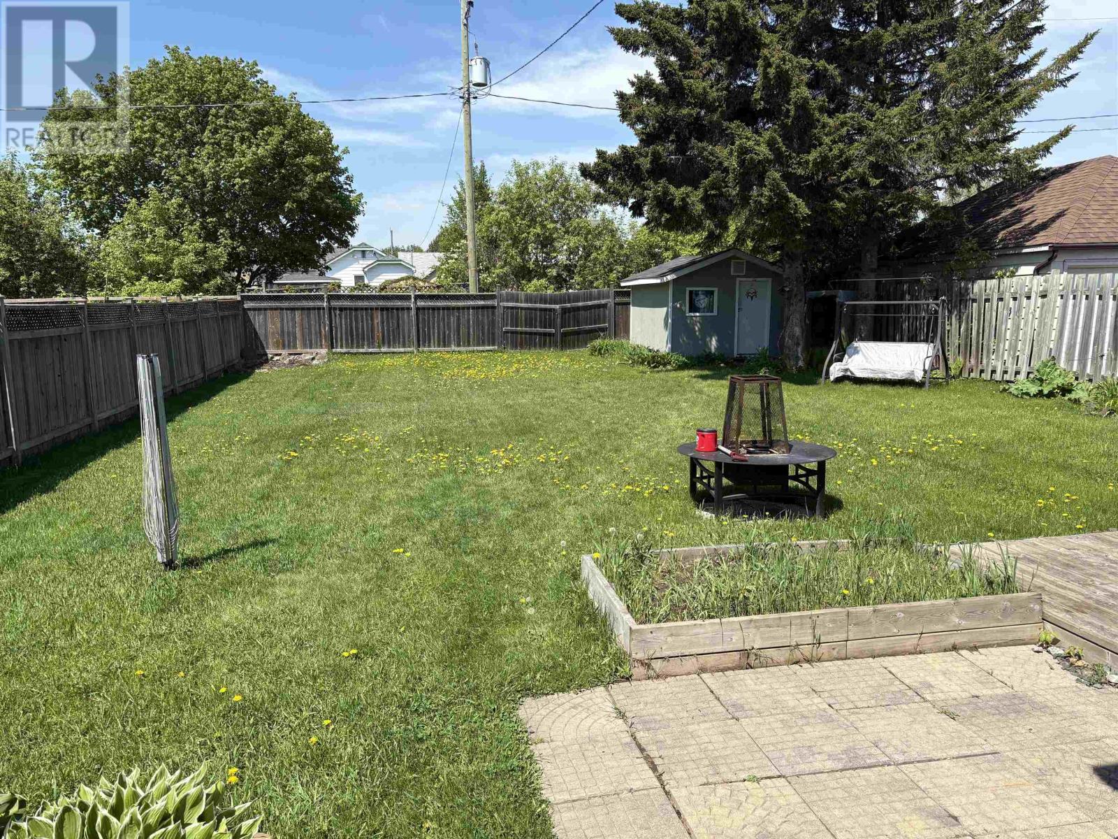 751 Sprague St, Thunder Bay, Ontario  P7E 1V5 - Photo 3 - TB2601382