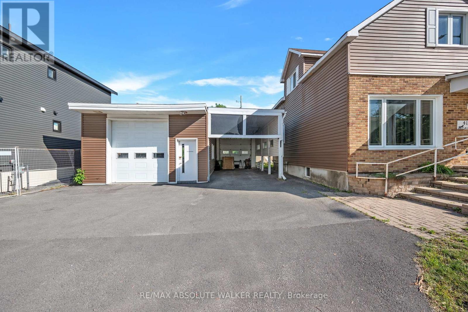 412 Montreal Road, Ottawa, Ontario  K1K 0V4 - Photo 2 - X13413592