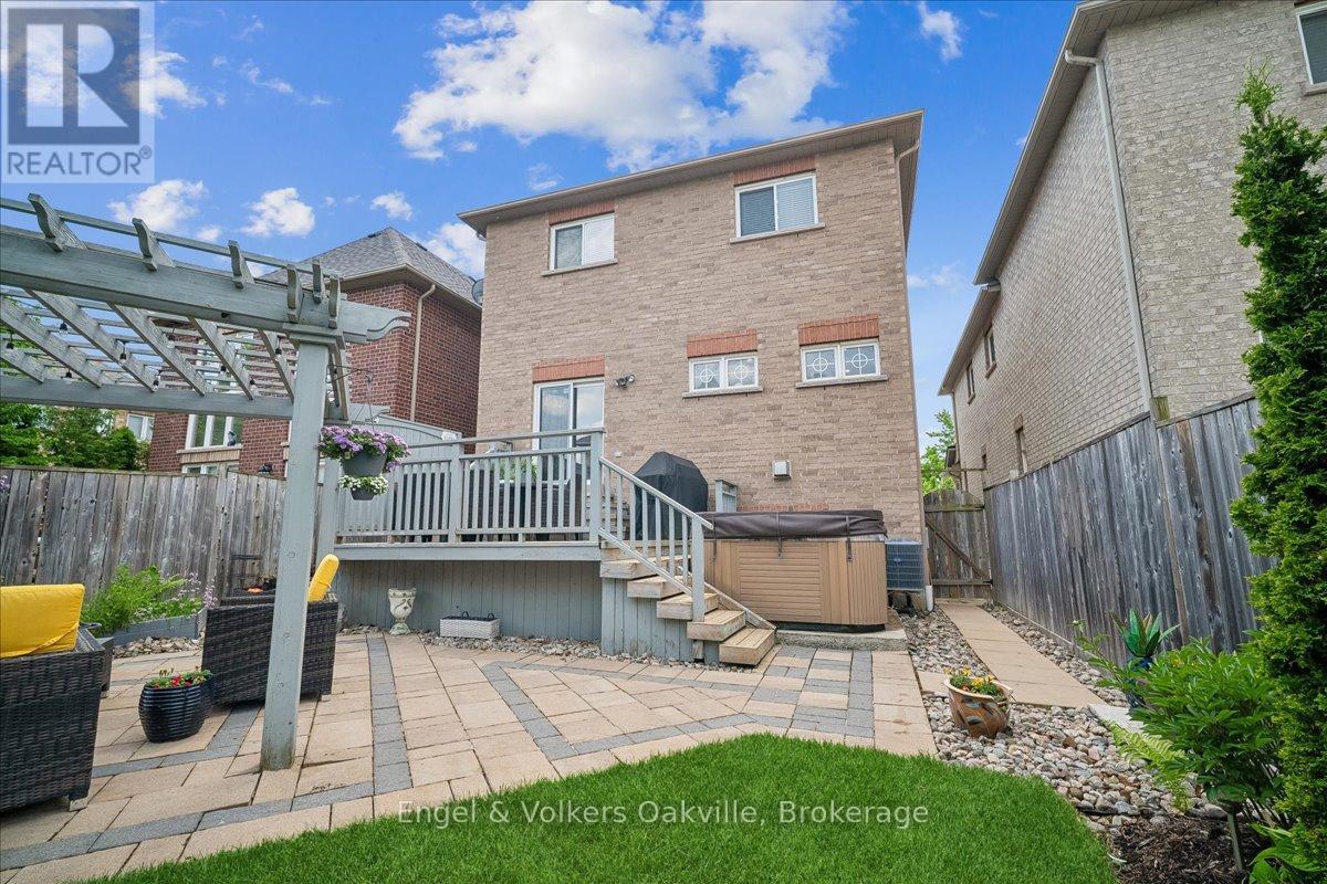 5113 Celebration Drive, Mississauga (Churchill Meadows), Ontario  L5M 8B3 - Photo 40 - W13413662