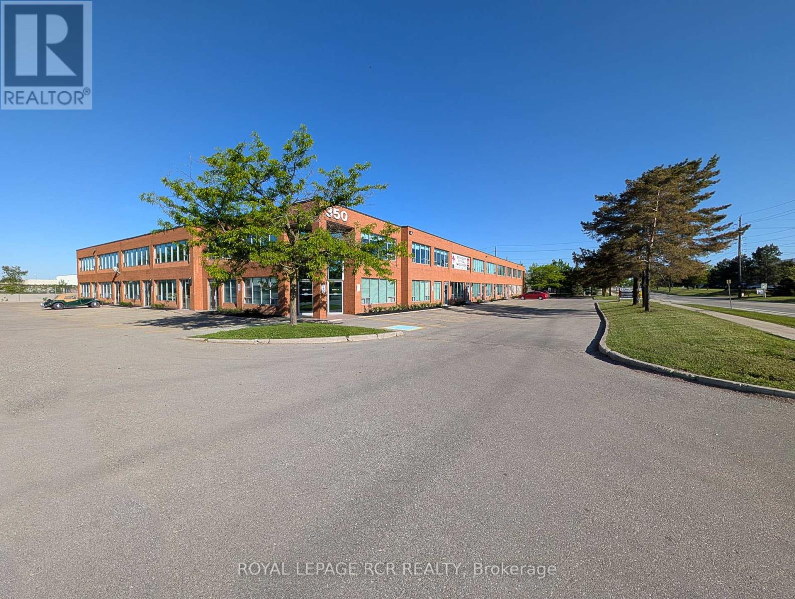 6 & 7 - 350 Harry Walker Parkway N, Newmarket, Ontario  L3Y 8L3 - Photo 5 - N13054886