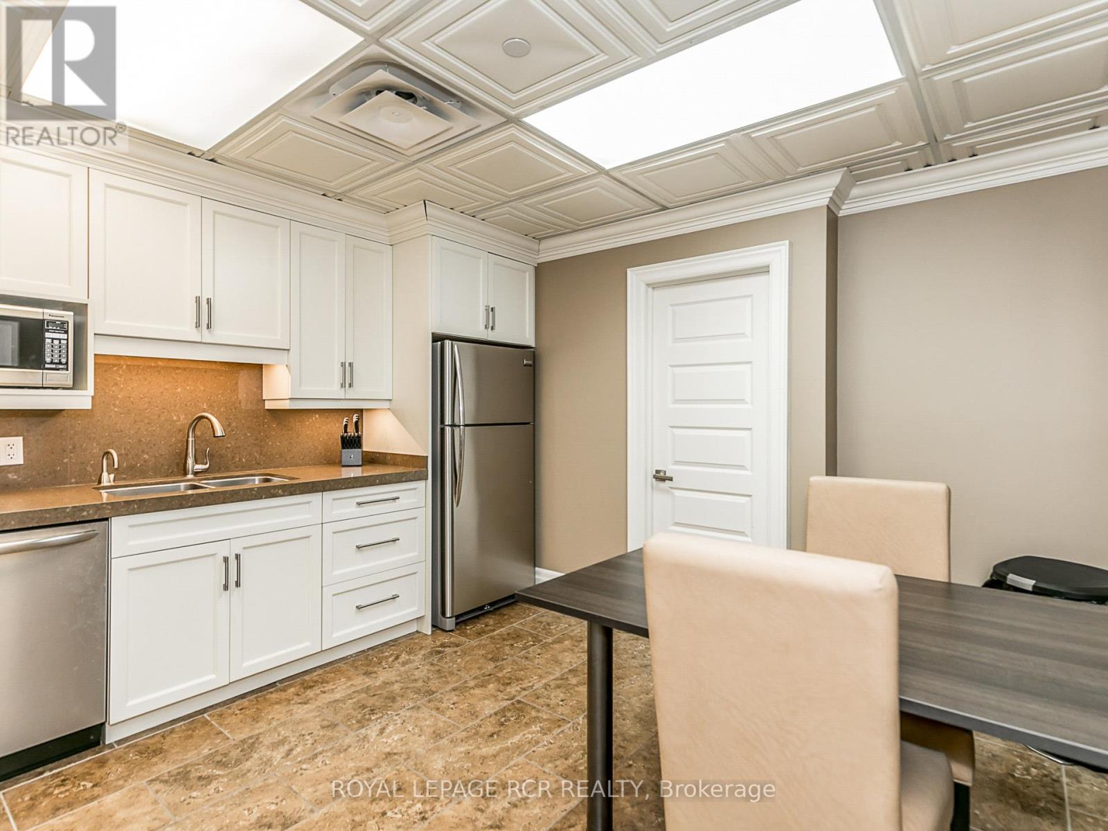 6 & 7 - 350 Harry Walker Parkway N, Newmarket, Ontario  L3Y 8L3 - Photo 20 - N13054886