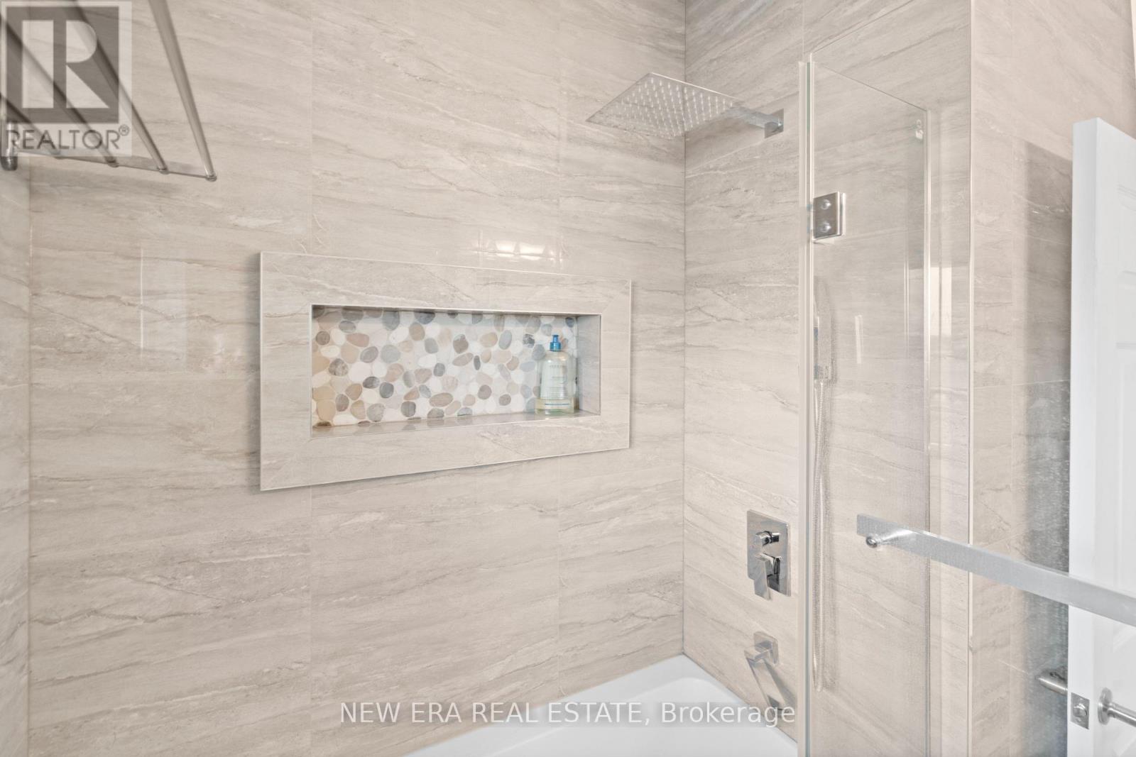 2598 Chalkwell Close, Mississauga, Ontario  L5J 2B9 - Photo 10 - W13266918
