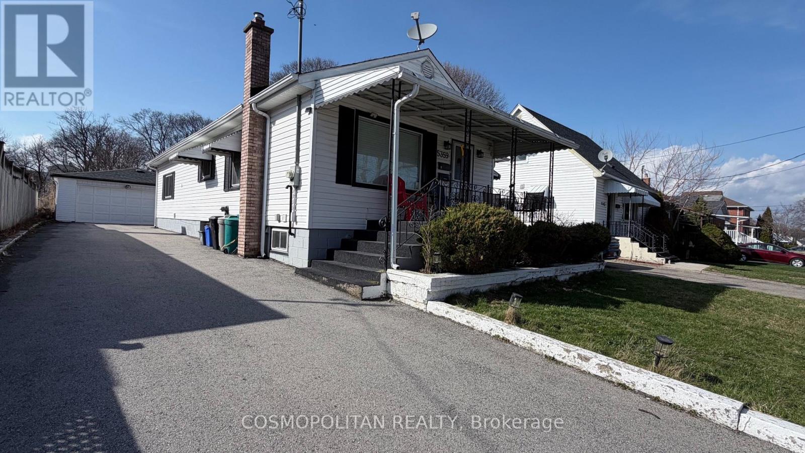 5359 Ontario Avenue, Niagara Falls (Downtown), Ontario  L2E 3R7 - Photo 1 - X13413454