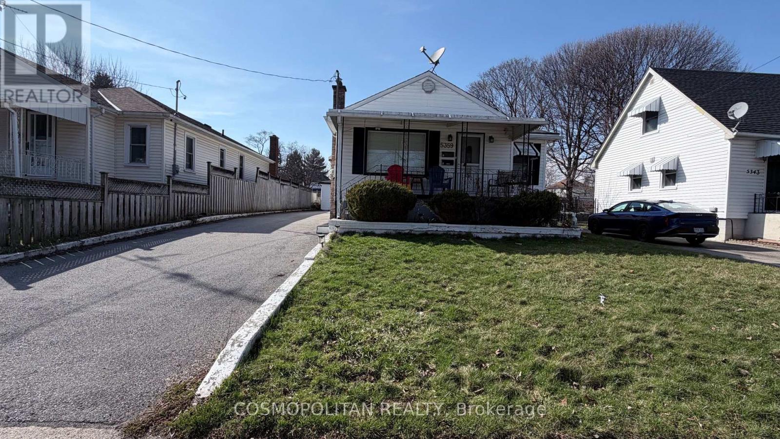 5359 Ontario Avenue, Niagara Falls (Downtown), Ontario  L2E 3R7 - Photo 2 - X13413454