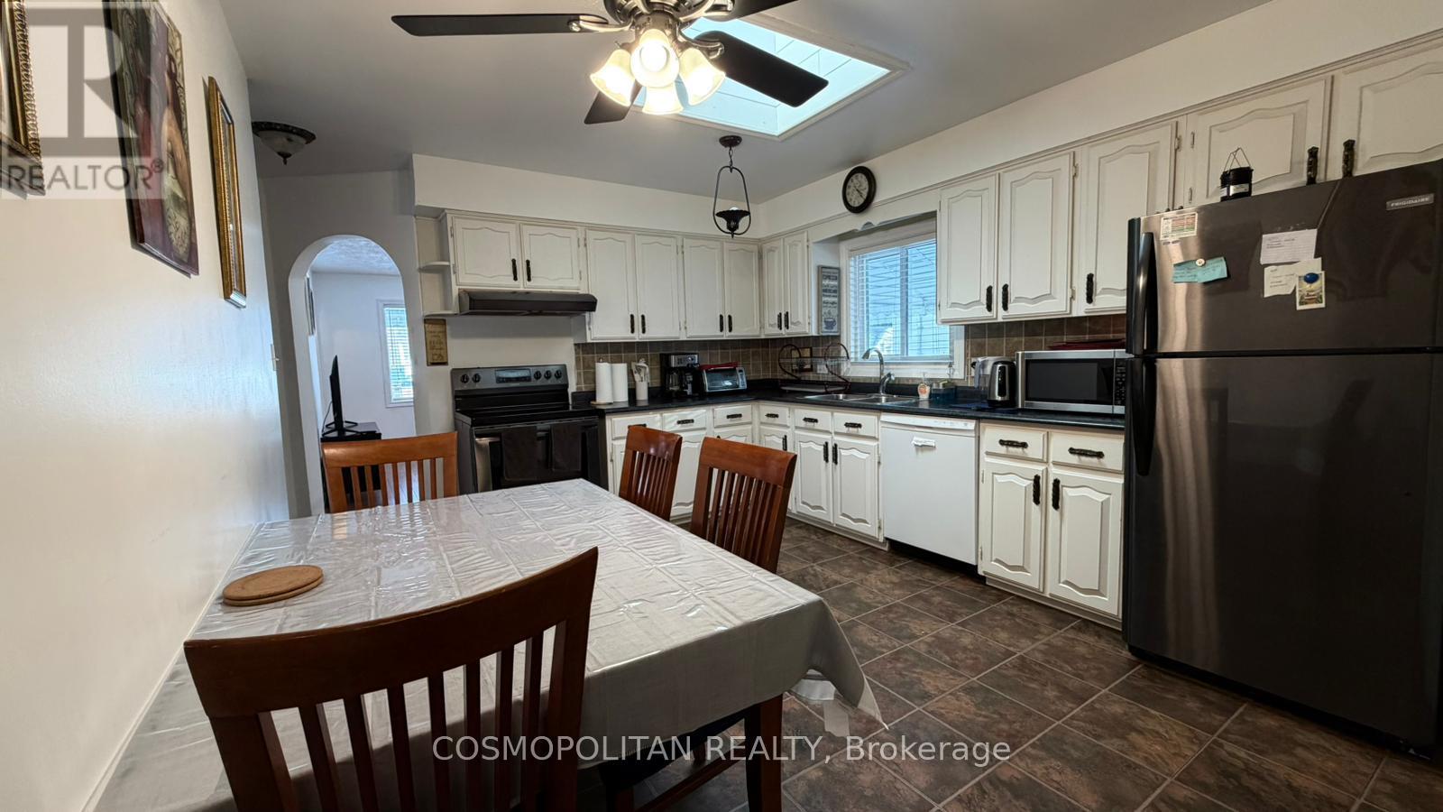 5359 Ontario Avenue, Niagara Falls (Downtown), Ontario  L2E 3R7 - Photo 7 - X13413454