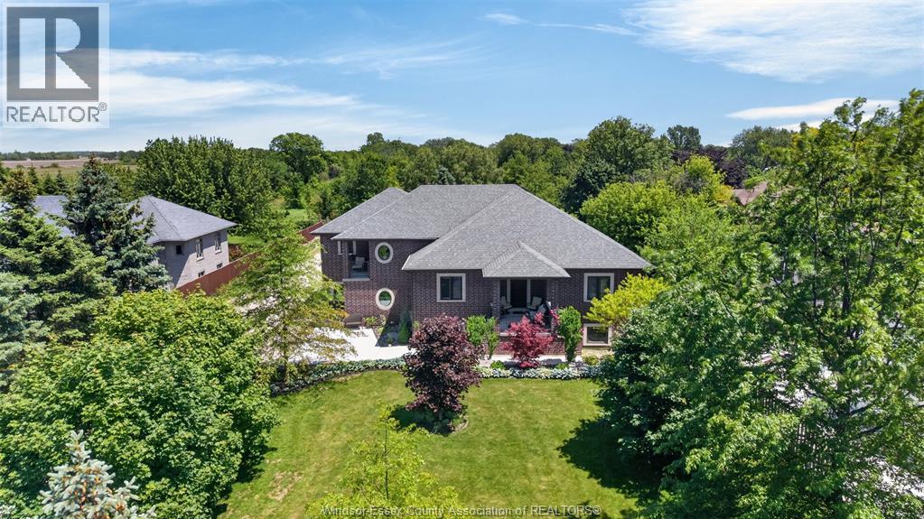 MLS# 26013400: 4520 8TH CONCESSION ROAD, Windsor, Canada