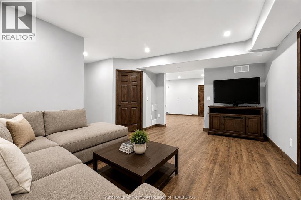 4520 8th Concession Road, Windsor, Ontario  N0R 1K0 - Photo 32 - 26013400