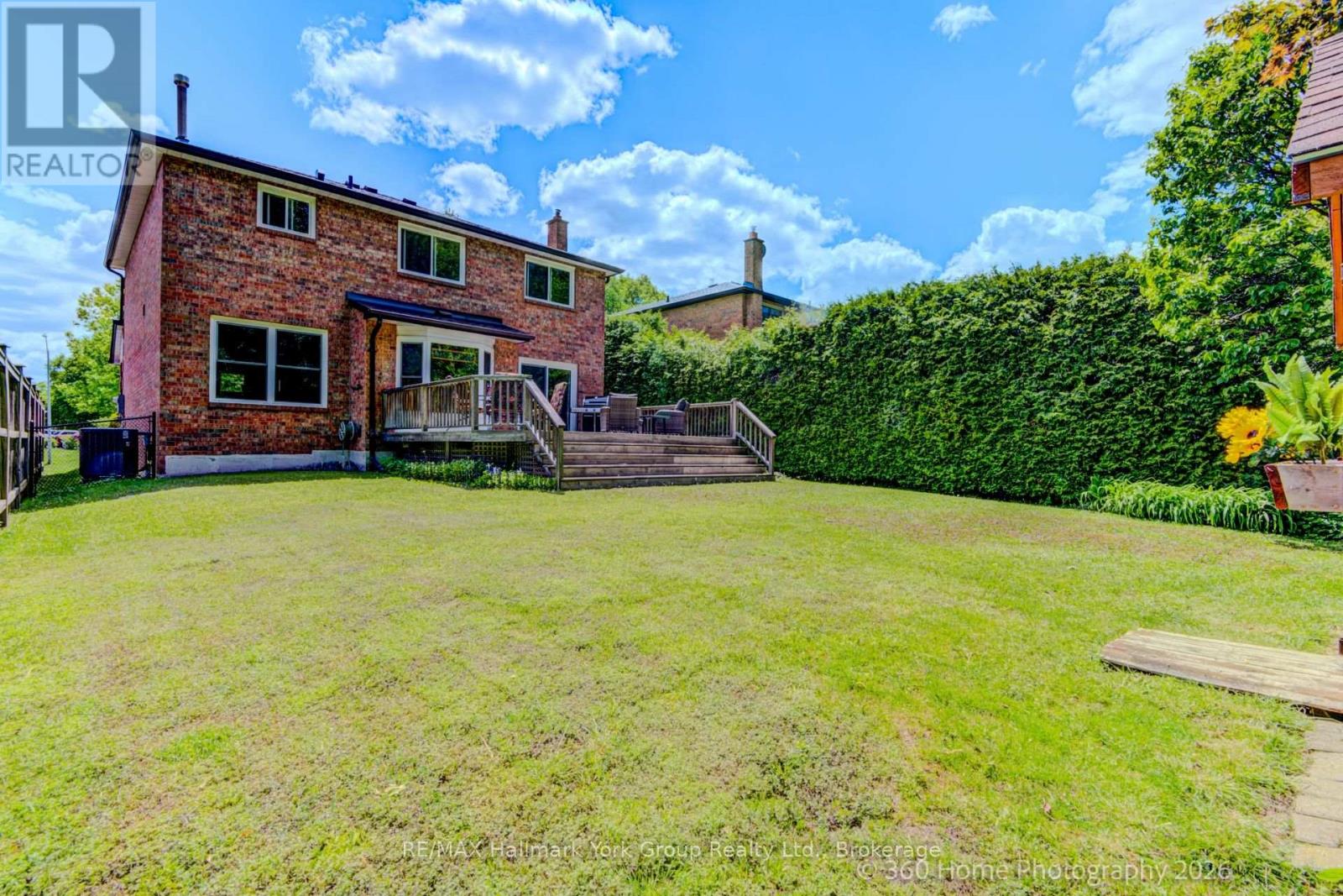 42 Lanewood Drive, Aurora, Ontario  L4G 4T8 - Photo 19 - N13413488