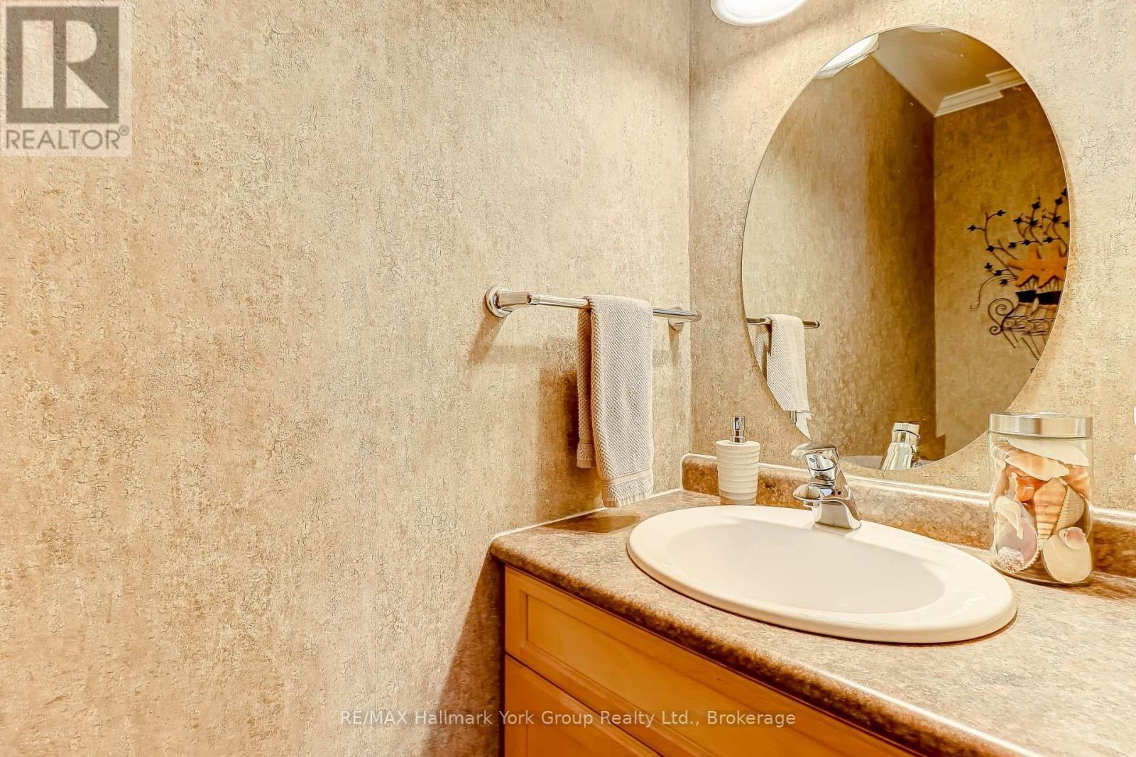 42 Lanewood Drive, Aurora, Ontario  L4G 4T8 - Photo 27 - N13413488