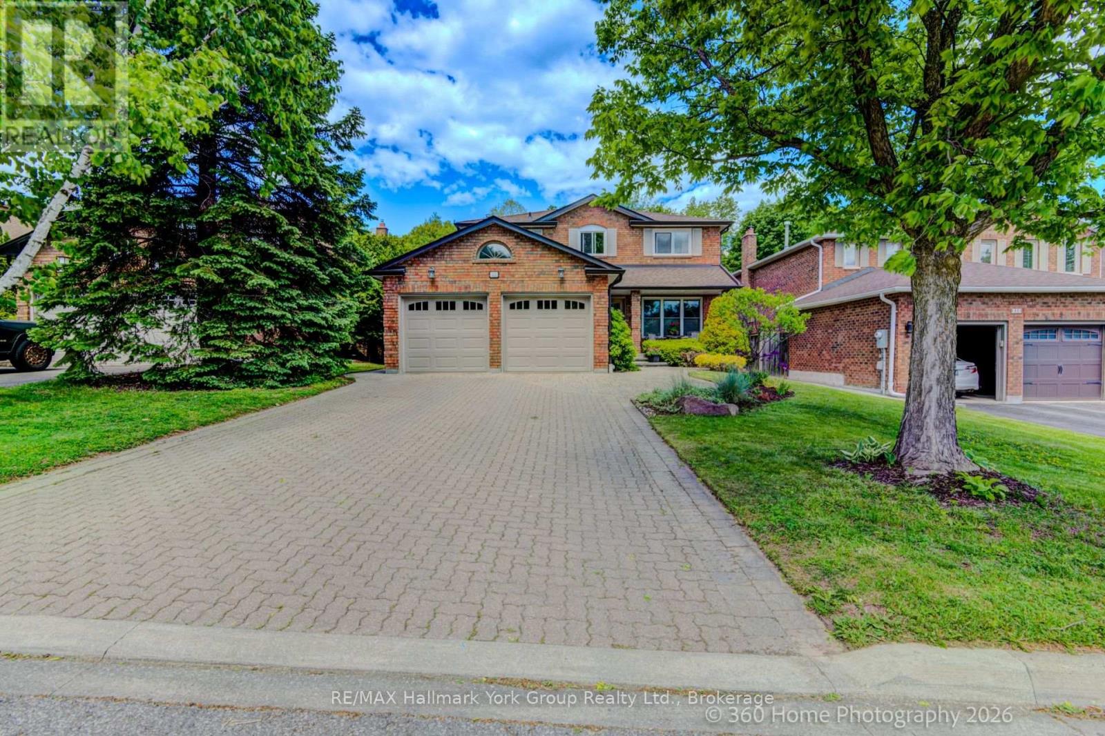 42 Lanewood Drive, Aurora, Ontario  L4G 4T8 - Photo 4 - N13413488
