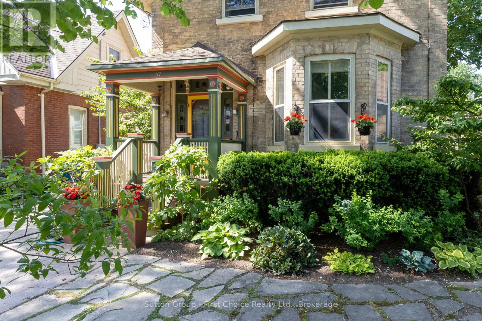 47 Britannia Street, Stratford, Ontario  N5A 5Y8 - Photo 3 - X13413750