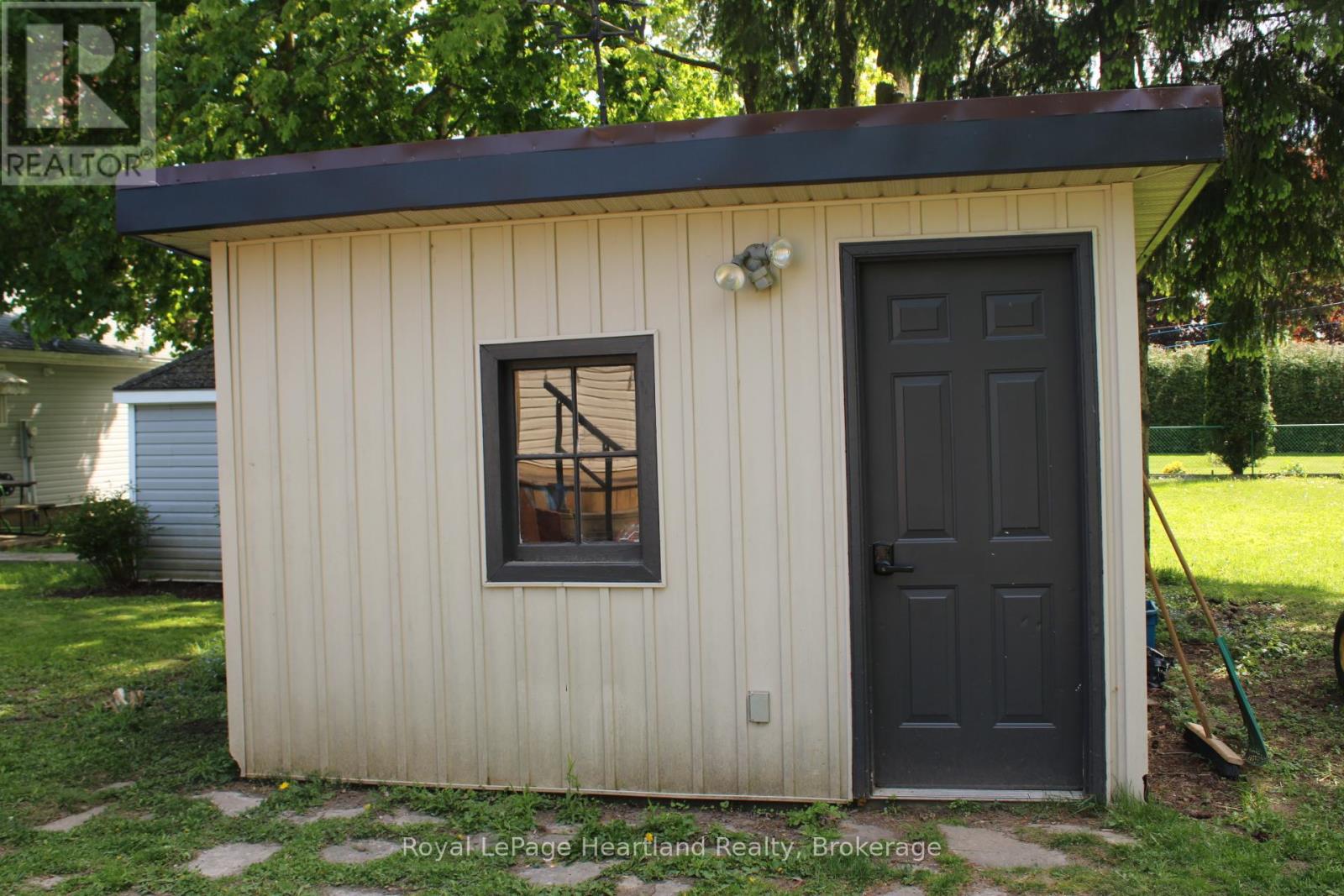 77 Chalk Street N, Huron East, Ontario N0K 1W0 - Photo 33 - X13413782