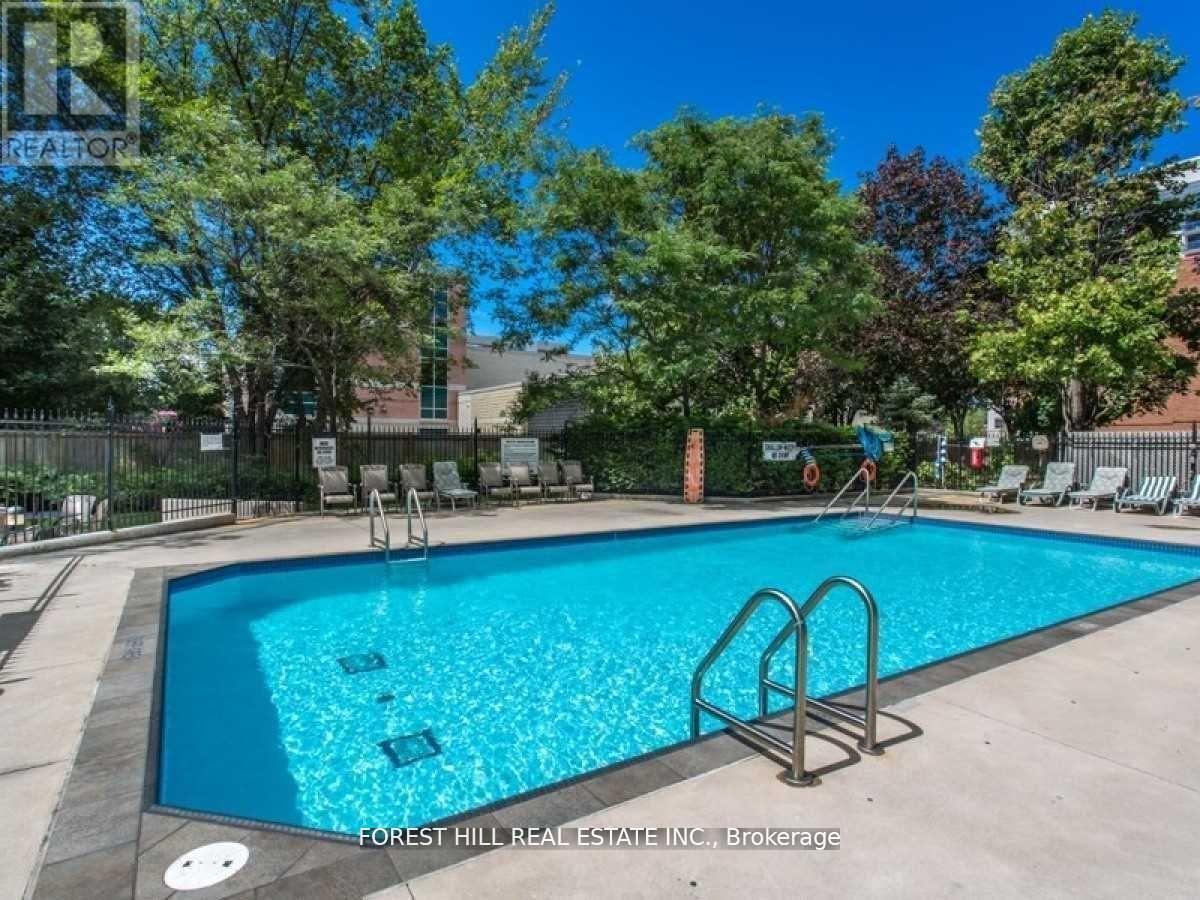 812 - 8 Covington Road, Toronto, Ontario  M6A 3E5 - Photo 16 - C13413394