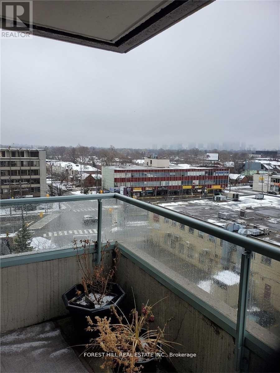 812 - 8 Covington Road, Toronto, Ontario  M6A 3E5 - Photo 18 - C13413394