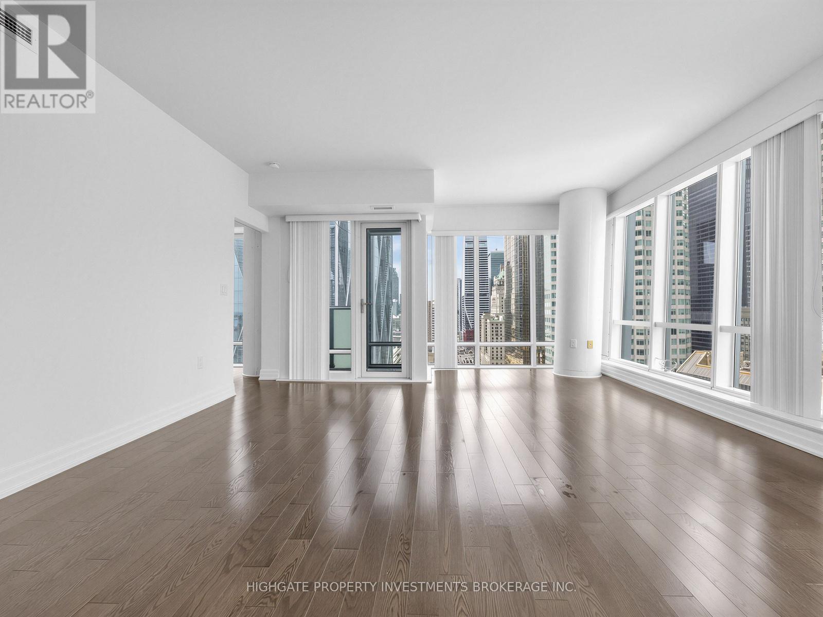 2305 - 8 The Esplanade Street, Toronto, Ontario  M5E 0A6 - Photo 5 - C13413440