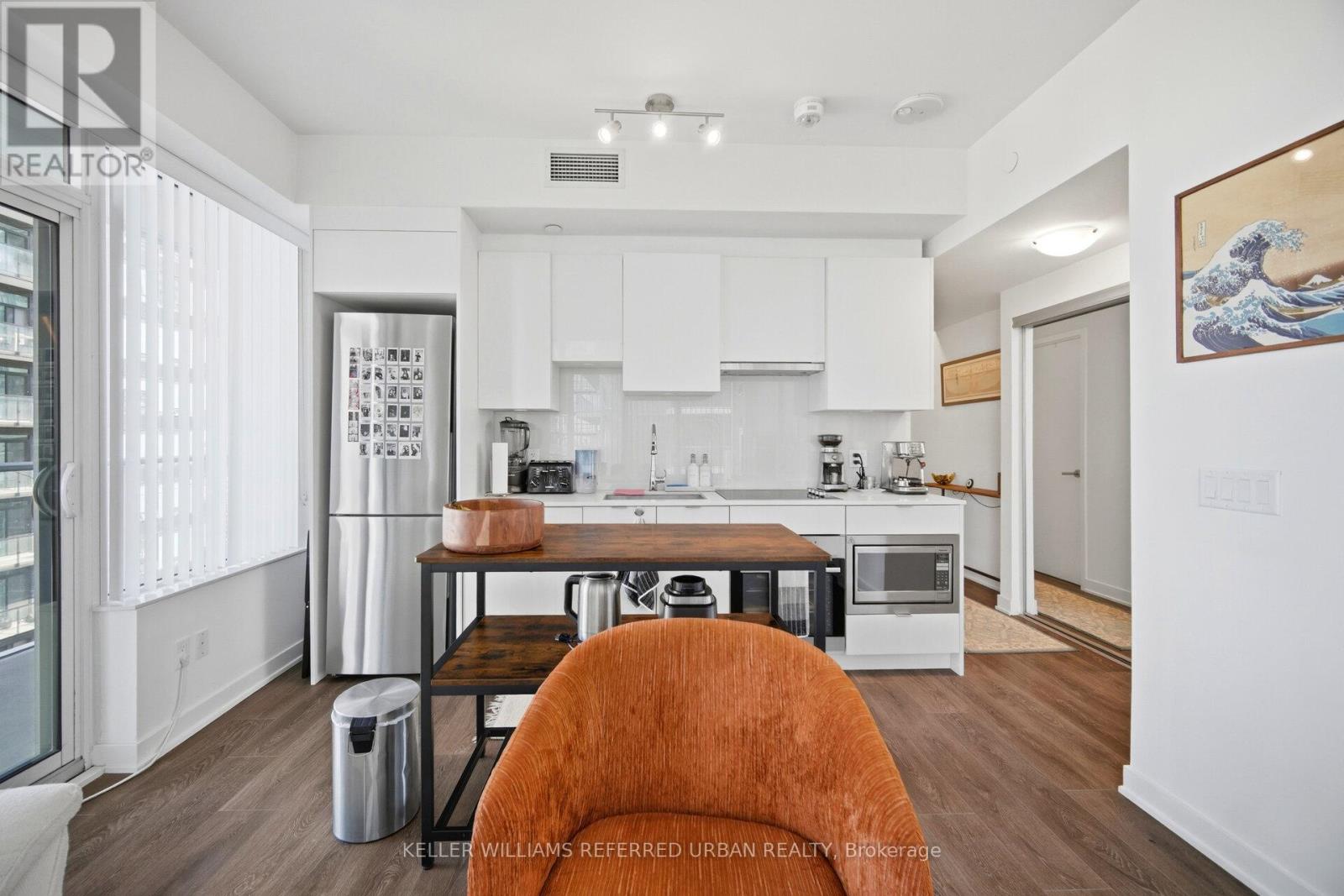 1803 - 195 Redpath Avenue, Toronto, Ontario  M4P 0E4 - Photo 3 - C13413458