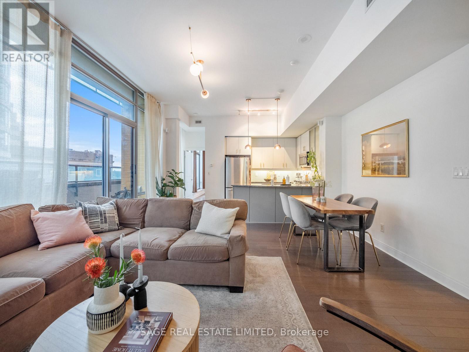 608 - 21 Scollard Street, Toronto, Ontario  M5R 1G1 - Photo 5 - C13413474