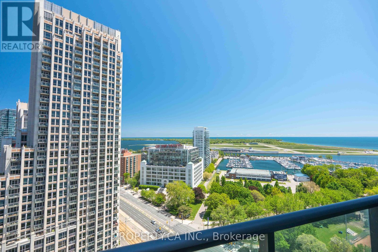 2203 - 215 Fort York Boulevard, Toronto, Ontario  M5V 4A2 - Photo 13 - C13413484