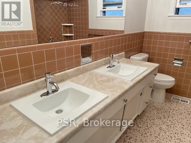 66 Prue Avenue, Toronto, Ontario  M6B 1R5 - Photo 13 - C13413530