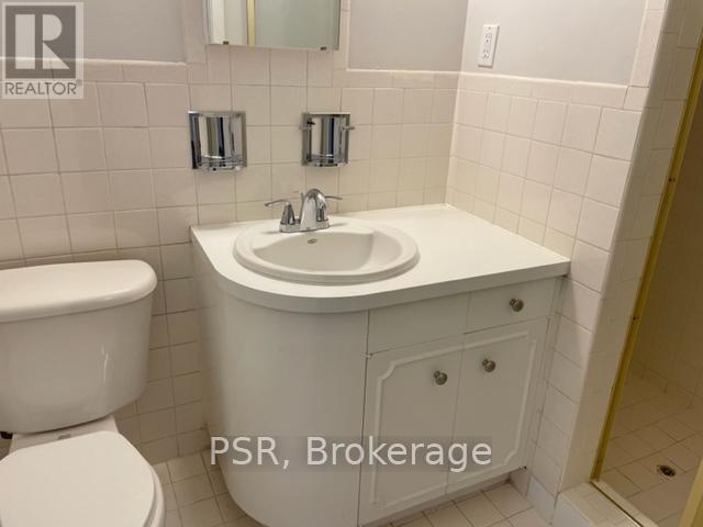 66 Prue Avenue, Toronto, Ontario  M6B 1R5 - Photo 18 - C13413530
